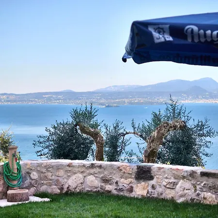 Casa Silvia Ii Mit Seeblick Mit Terrasse * Torri Del Benaco